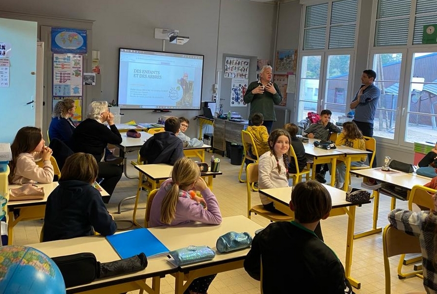 Lire la suite à propos de l’article Rencontre avec les enfants planteurs